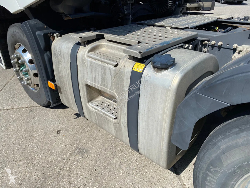Traktor Renault T520 Comfort / 6x2/4 / Steering...
