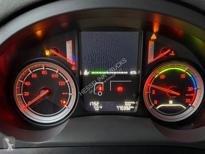 Tahač DAF 400 4X2 Space Cab 770.300 KM NL-Truck