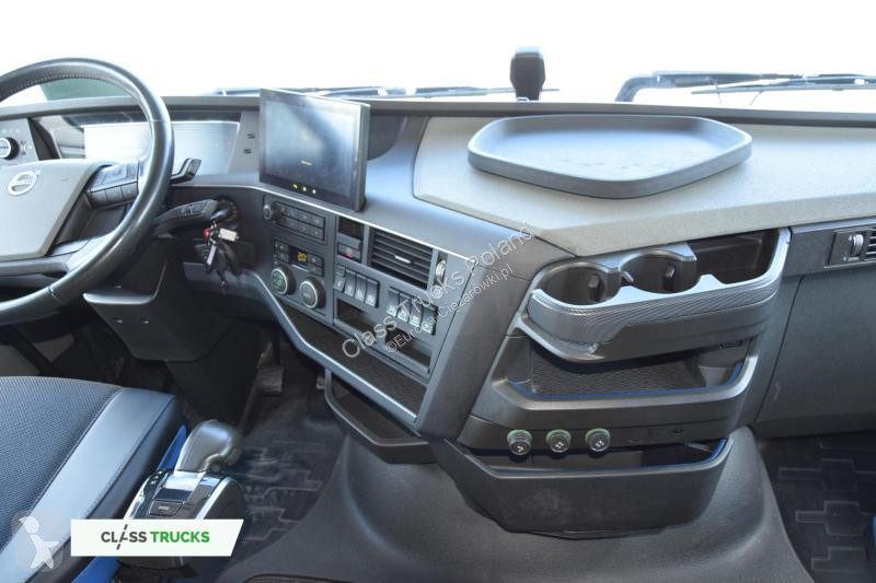 Tahač Volvo 500 Globetrotter XL Varios