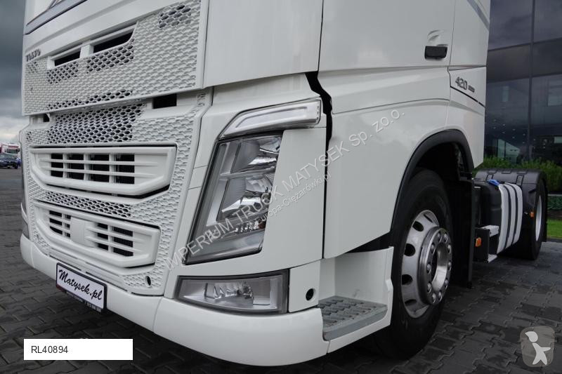Tractor Volvo 420 / 13 L / PEŁNY ADR / 2017 ROK...
