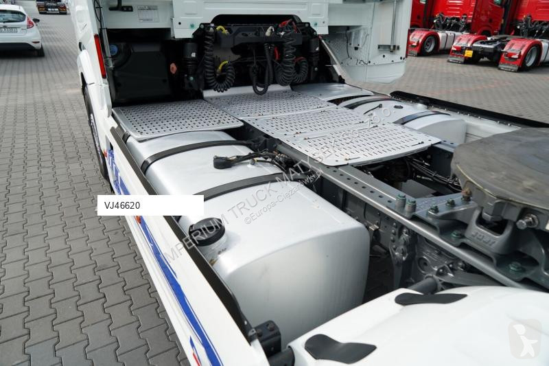 Tahač DAF XG 530