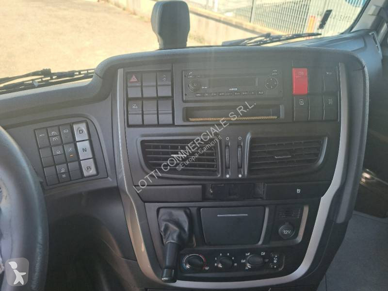 Traktor Iveco