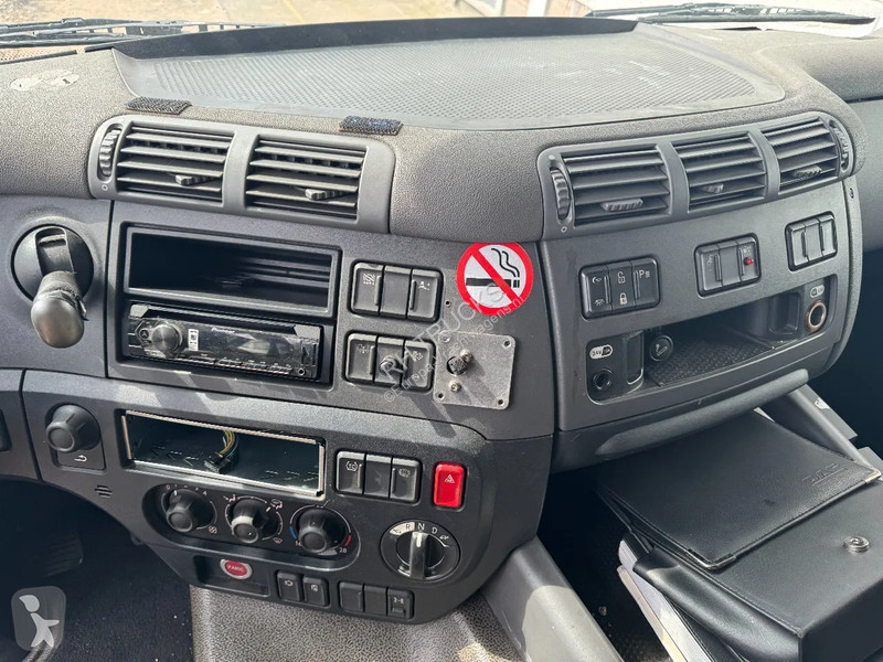 Tahač DAF 400 4X2 EURO 6