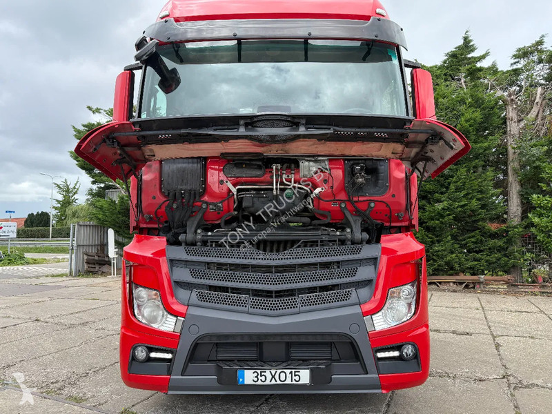Tractor Mercedes 1845 4X2 Tractor-unit...