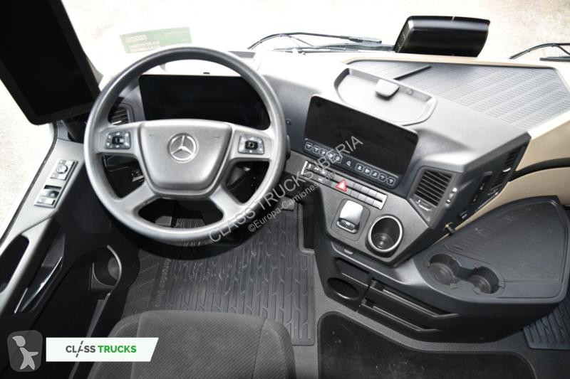 Traktor Mercedes 5 1845 BigSpace