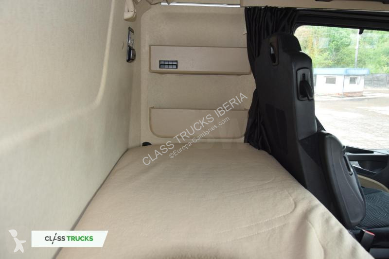 Traktor Mercedes 5 1845 BigSpace Max tanks