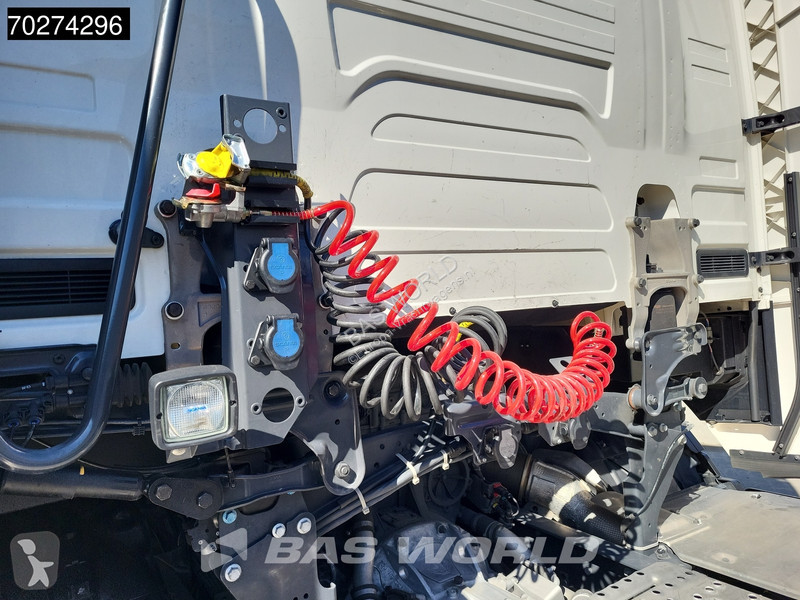 Trekker Scania S460 S 4X2 etarder 2x Tanks ACC...