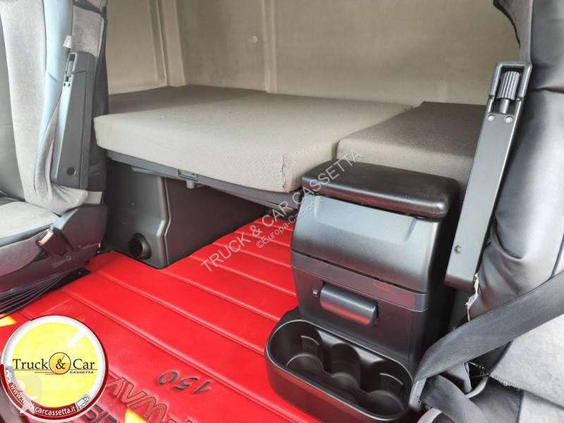 Traktor Iveco