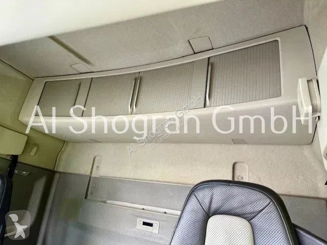 Tahač Volvo 500 Globetrotter XL / 2 x Tank /...