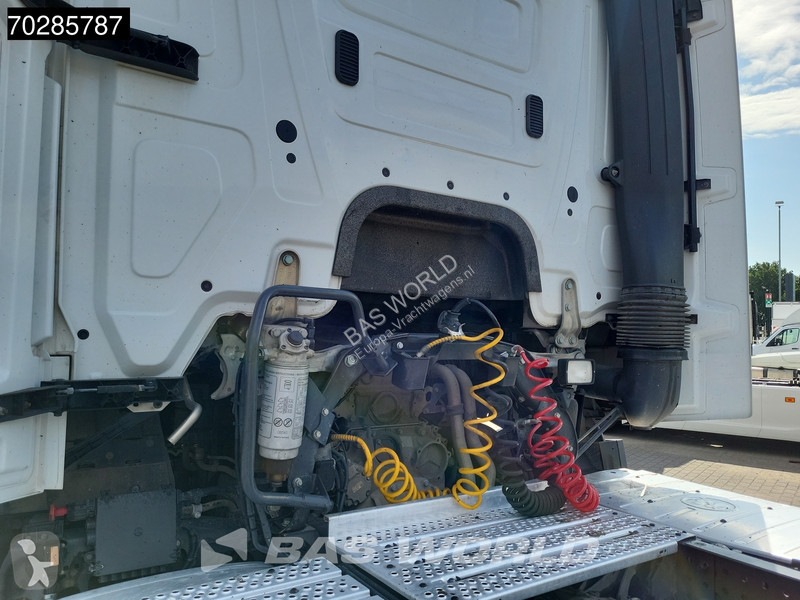 Tahač Mercedes 1845 4X2 StreamSpace Retarder...