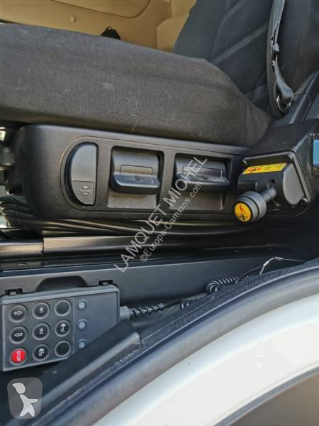 Traktor Iveco