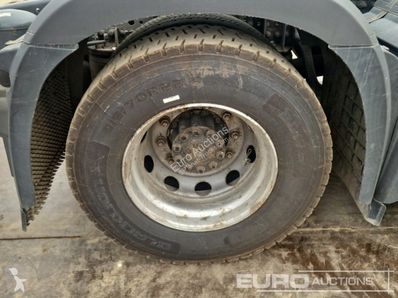 Tracteur Mercedes 2545