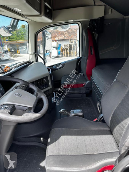Tracteur Volvo 500