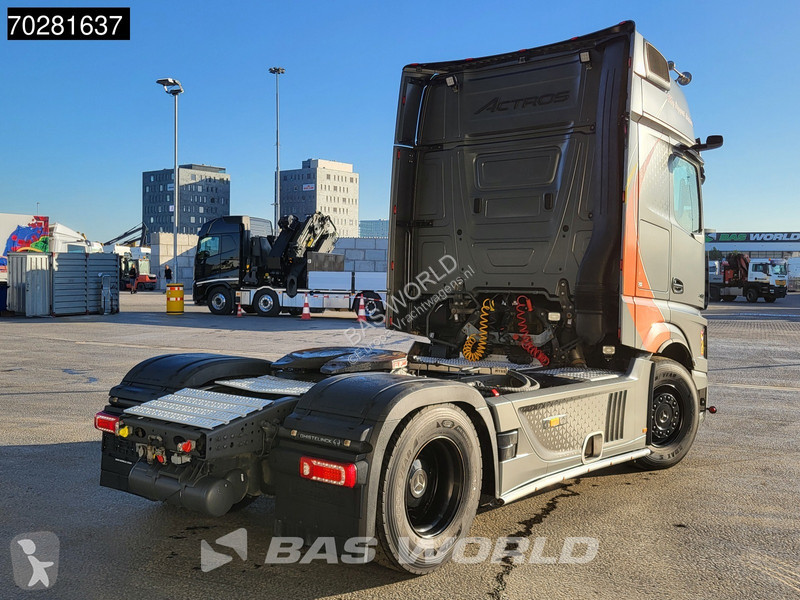 Traktor Mercedes 2163 4X2 Edition 2! GigaSpace...