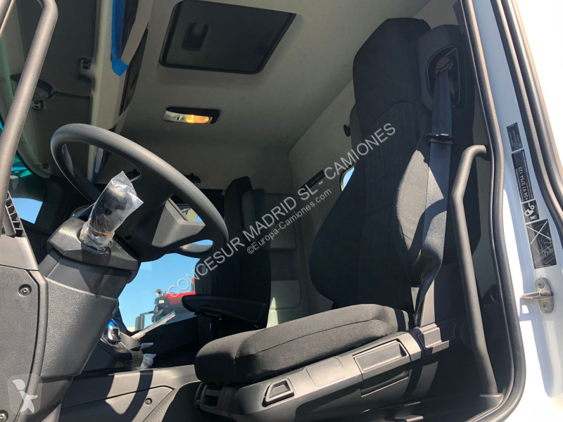 Tahač Mercedes  2643 LS 6X2