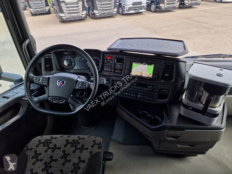 Traktor Scania S560 Highline 4x2 - ike new -...