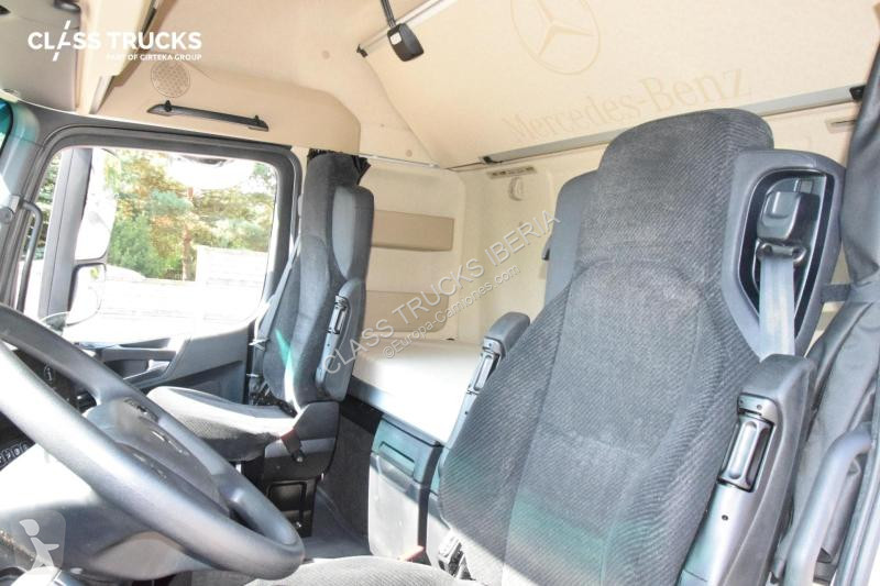 Traktor Mercedes 5 1845 BigSpace
