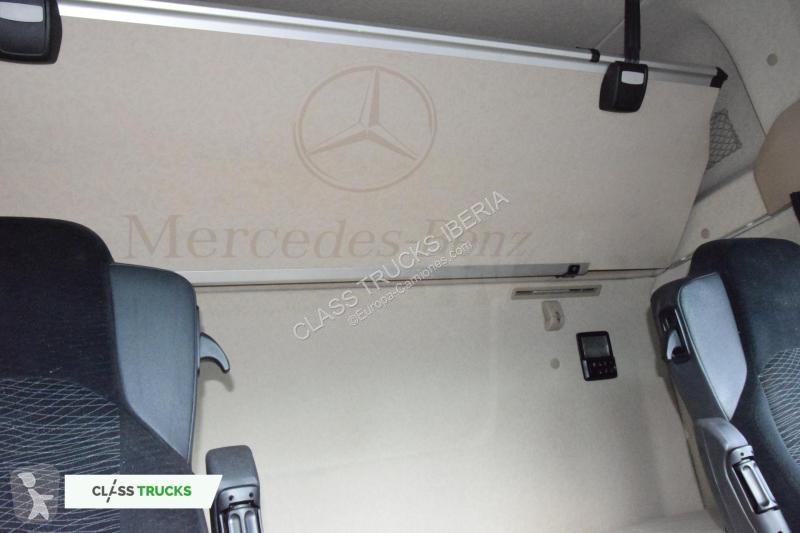 Traktor Mercedes 5 1845 BigSpace