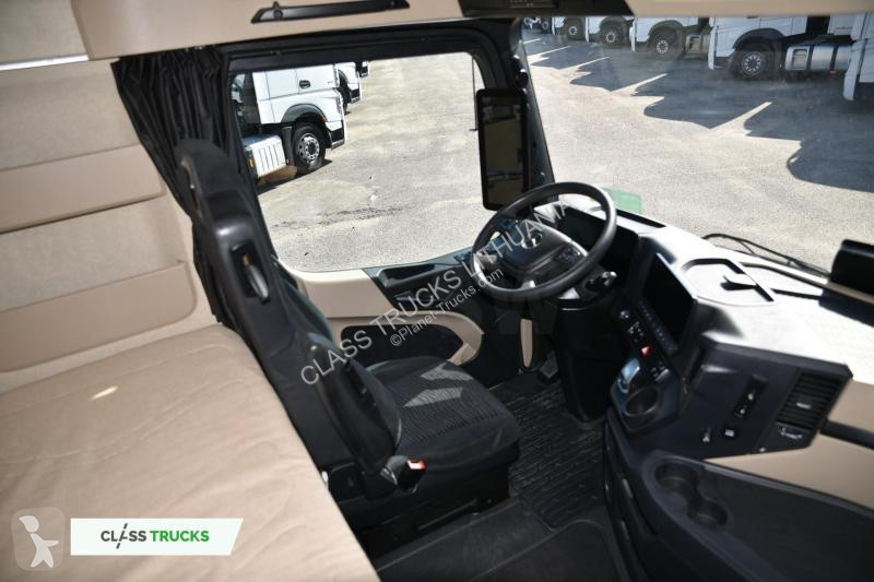 Tahač Mercedes 5 1845 BigSpace, Max tanks