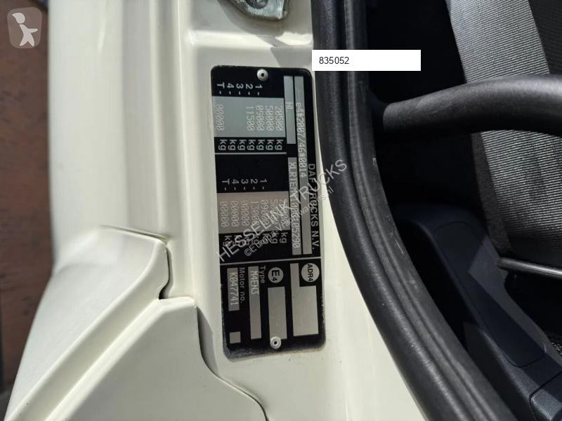 Traktor DAF CF 440 4X2 Space Cab Side skirts...