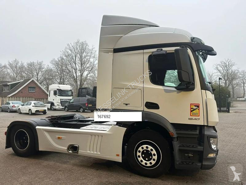 Traktor Mercedes 1840 4X2 679.306KM NL Truck