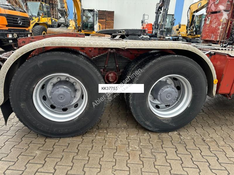 Traktor Mercedes 2635 S SK