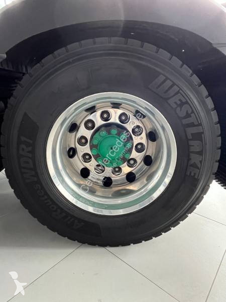 Tractor Mercedes