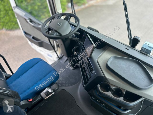 Trekker Volvo 500 4x2, Retarder, Glob. XL,...