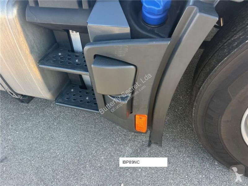 جرار Iveco S-WAY 500