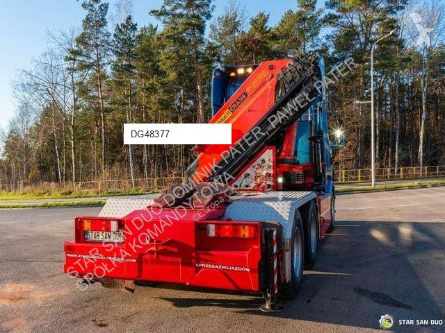 Влекач Scania PK 44002