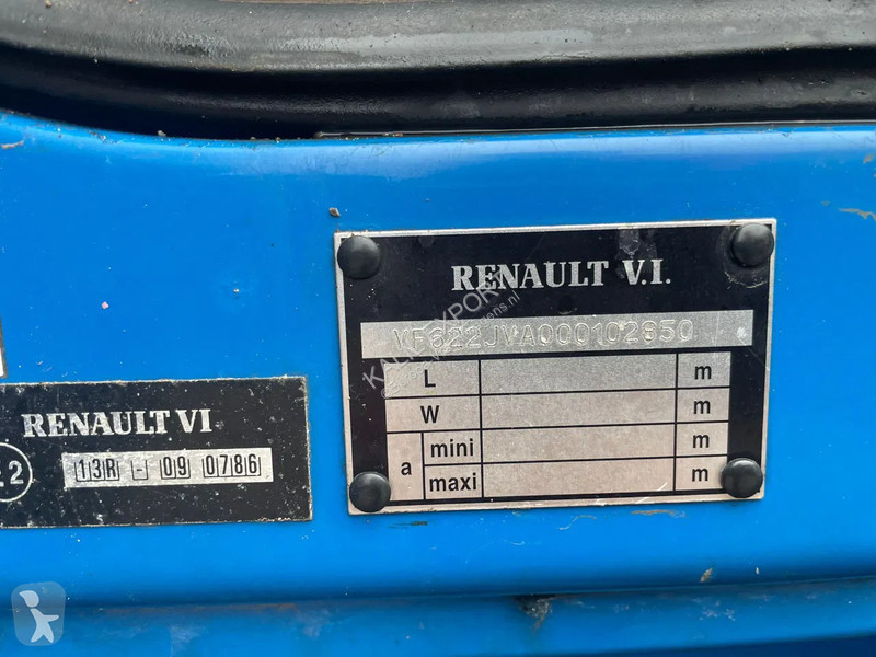 جرار Renault 420 6x2 Tractor Manuel Gearbox...