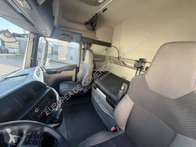 MAN  tractor unit