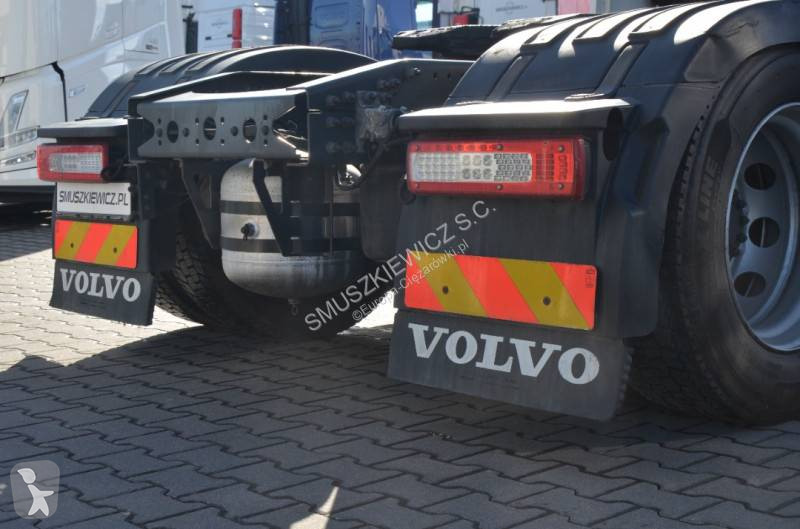 جرار Volvo
