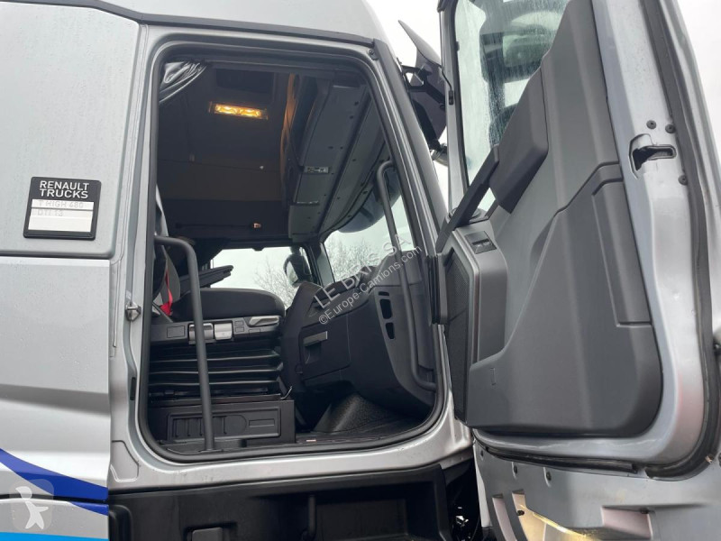 Tracteur Renault  T HIGH 480