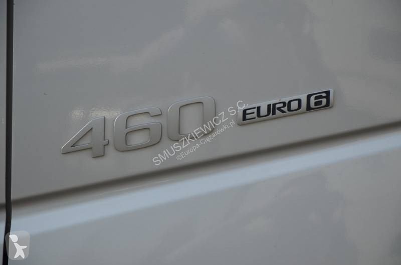 جرار Volvo