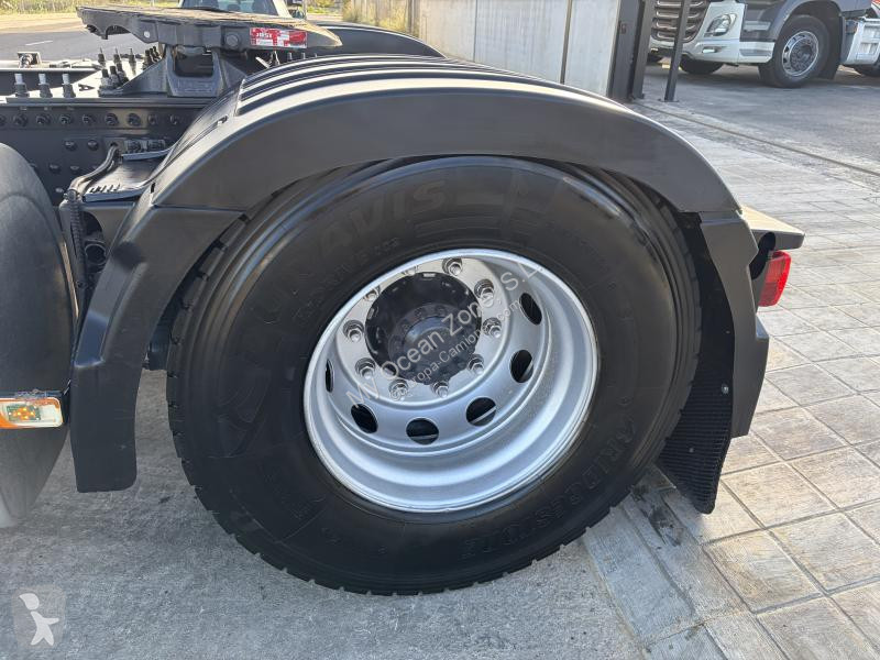 جرار Volvo 460 FH