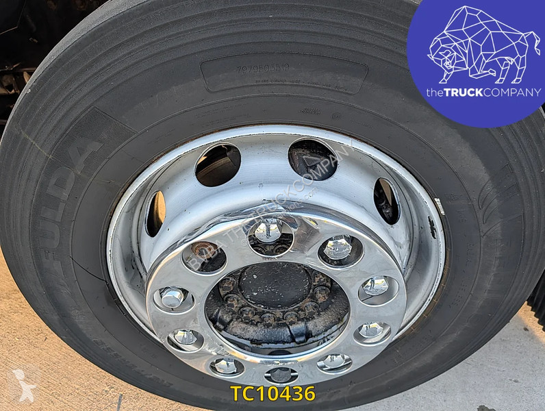 جرار MAN 18.440