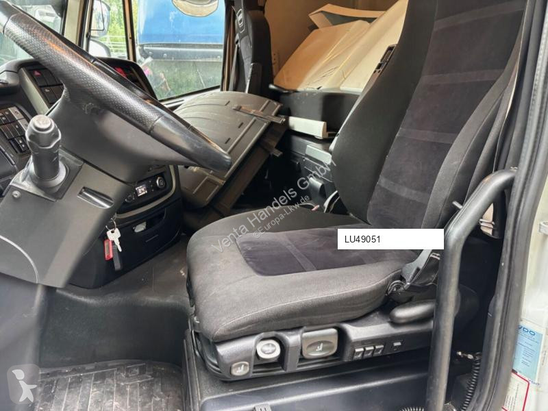Iveco 460 tractor unit