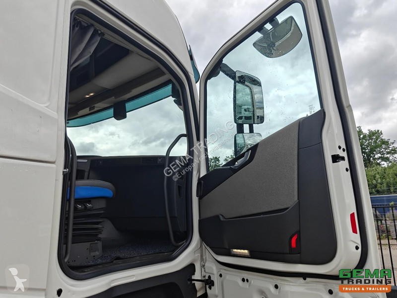 جرار Volvo 460 4x2 Globetrotter Euro6E - Double...