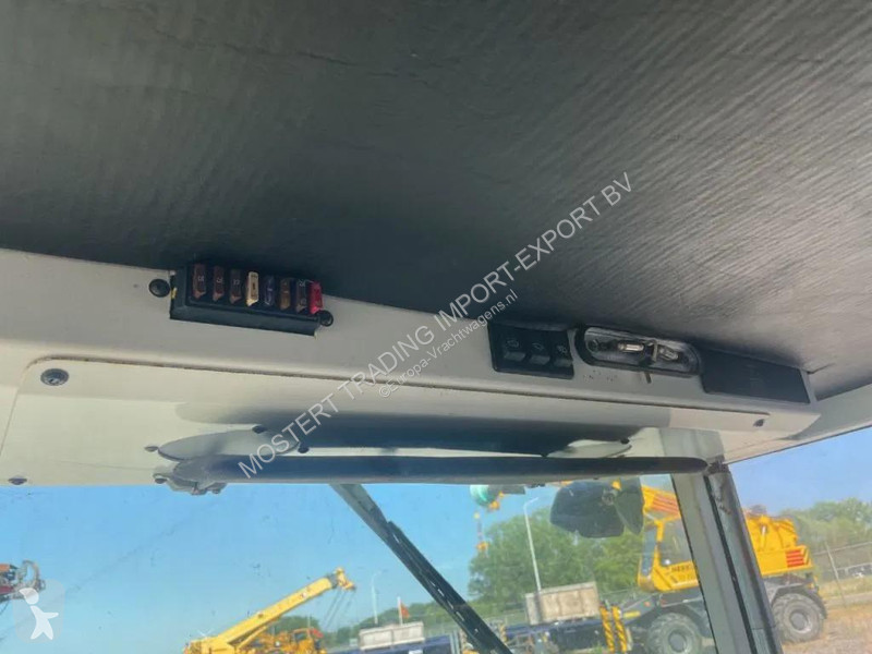 نصف مقطورة Nicolas MPV 135