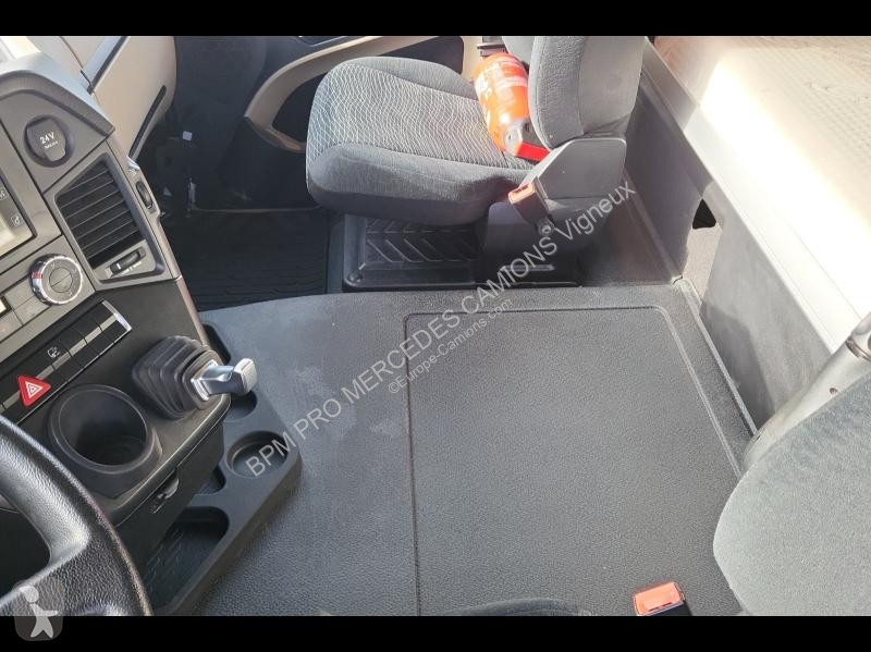 جرار Mercedes II 1842 StreamSpace 2.3m 6