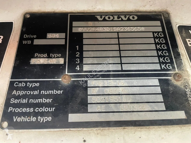 جرار Volvo 12420 Heavy Duty Tractor 420HP 6x4...