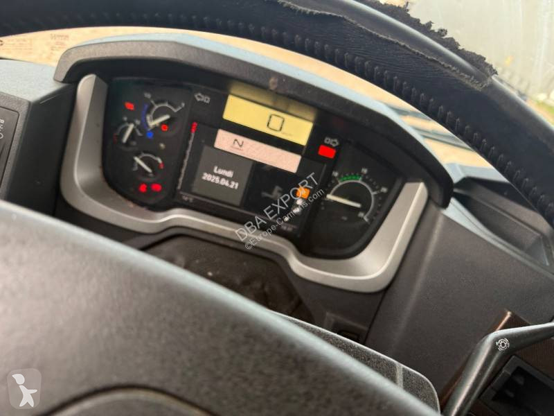 جرار Renault