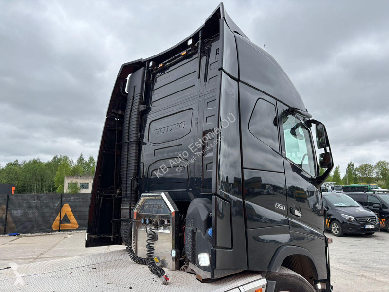 Cabeza tractora Volvo 650 6x2 GCW 70 ton /...
