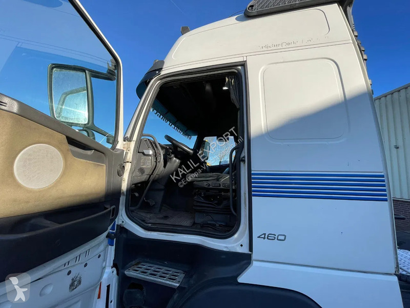 جرار Volvo 12460 Tractor 6x2 Manuel Gearbox...