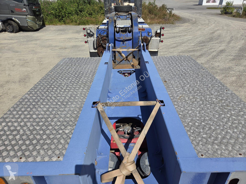 Trattore Stradale Volvo 750 8x4+2 GCW 180 ton /...