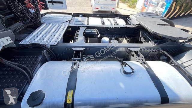 Cabeza tractora Volvo