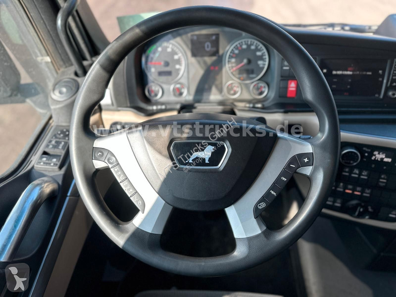 جرار MAN 26.500 6x2 Blatt-/Luft
