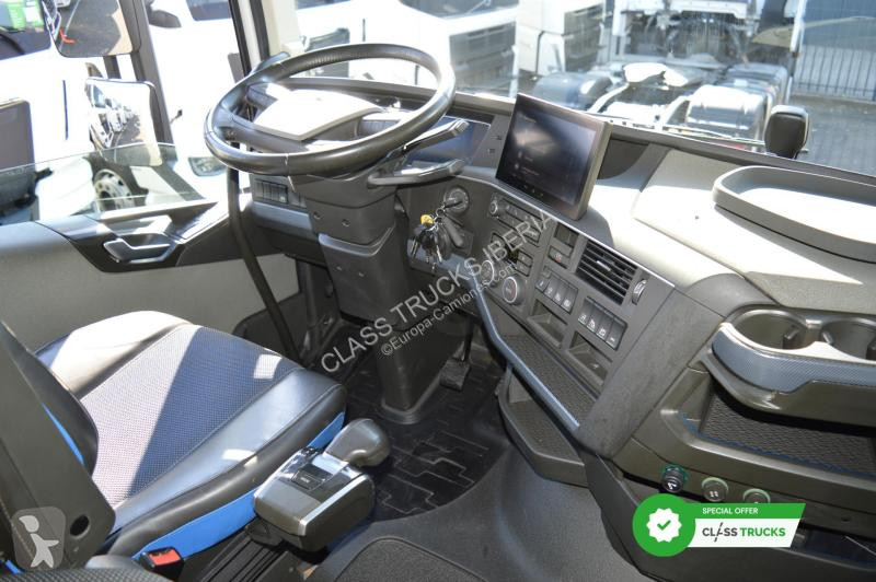 Tracteur Volvo 500 Globetrotter XL Varios
