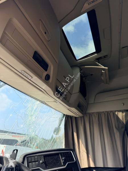 جرار Iveco